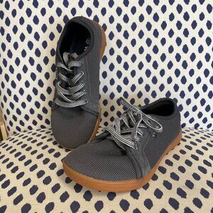 Whitin Gray Shoes size 6